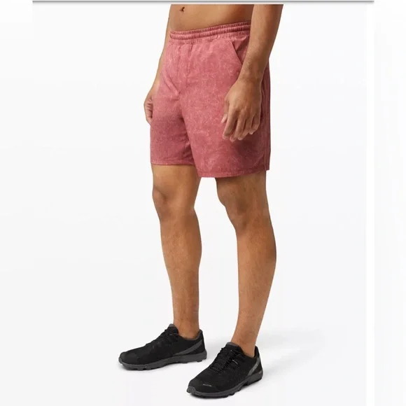 lululemon Men's Pace braker short 9” liner in gravel dust Cherry Tint Multi - Picture 2 of 8